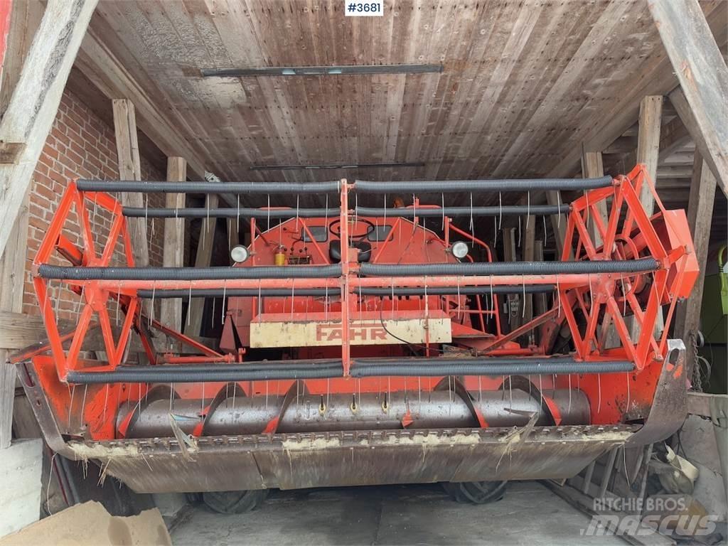 Deutz Fahr M900 Maaidorsmachines