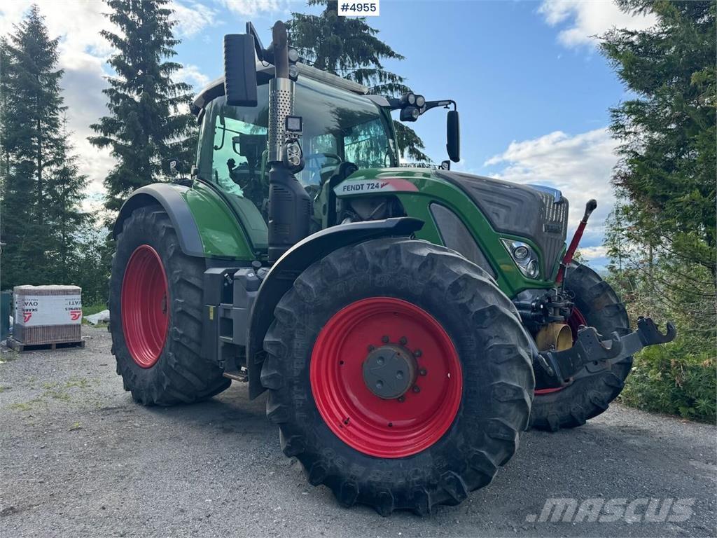 Fendt 724 Vario Tractoren
