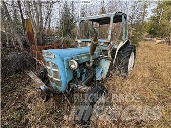 Ford Super Dexta Tractoren