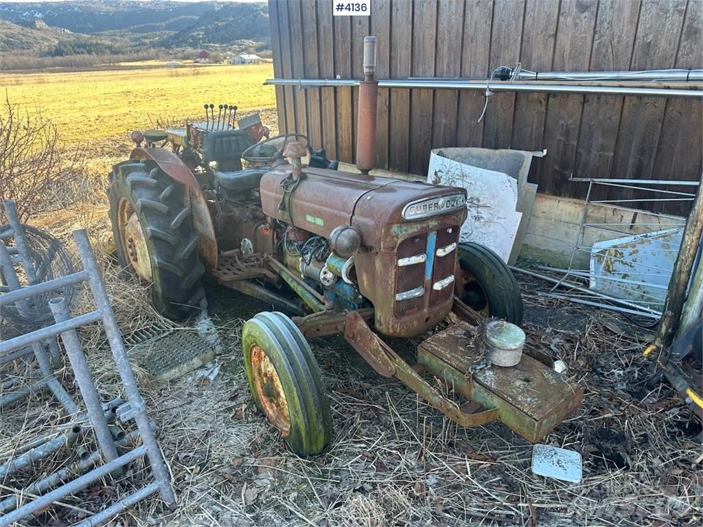 Ford Super Dexta Tractoren