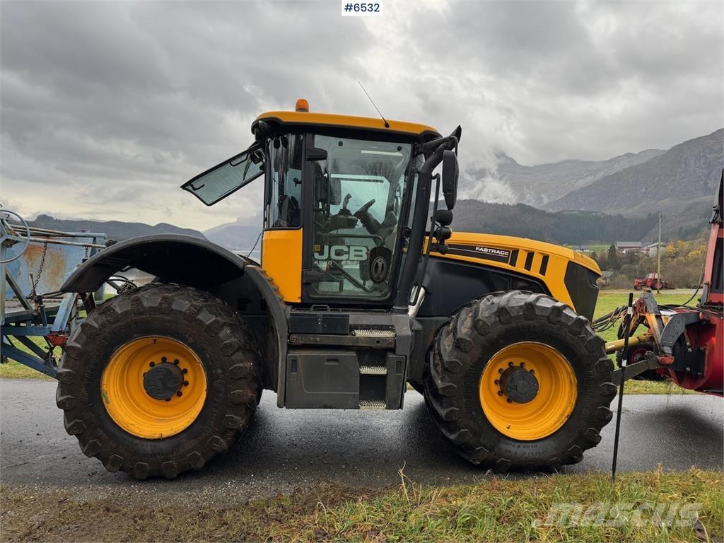 JCB Fastrack 4220 Tractoren