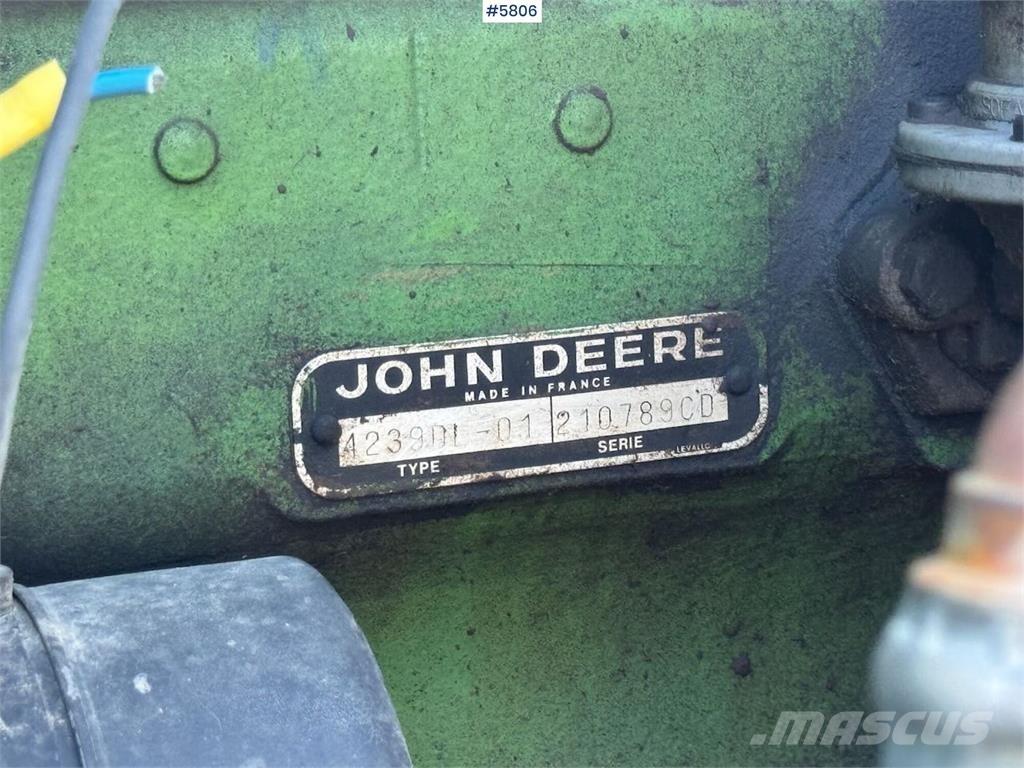 John Deere 2130 Tractoren
