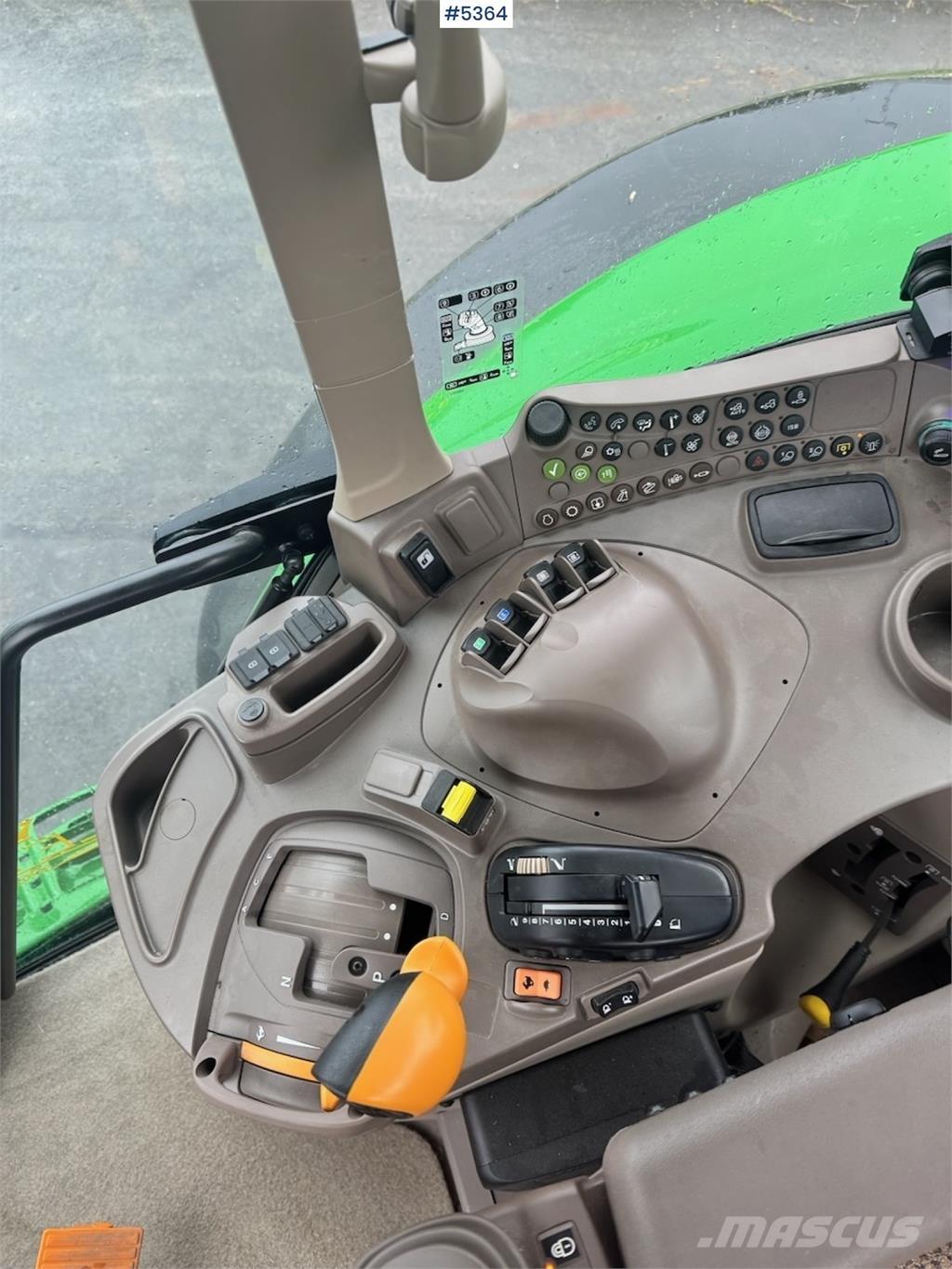 John Deere 6155M Tractoren