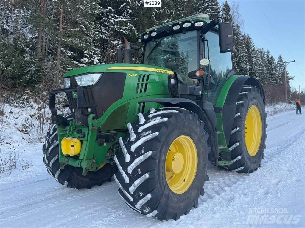John Deere 6215R Tractoren
