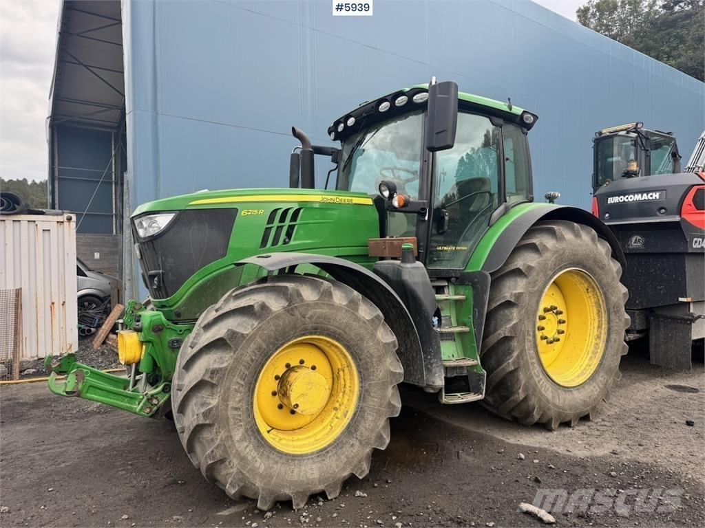 John Deere 6215R Tractoren