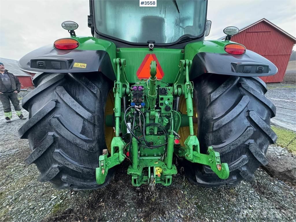 John Deere 7230R Tractoren