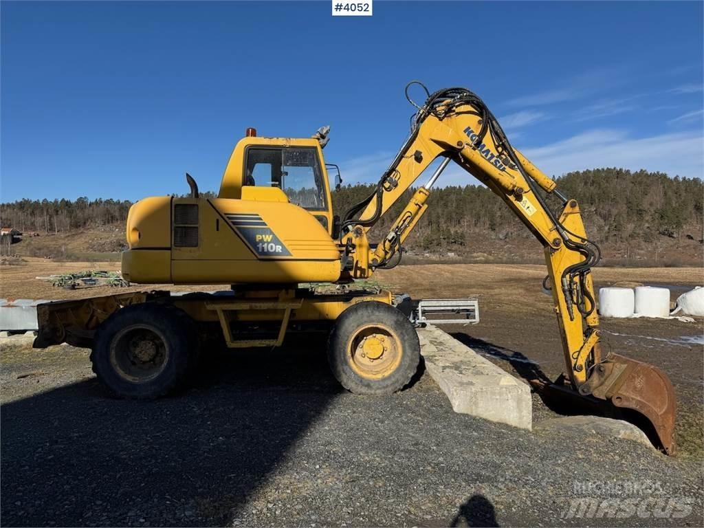 Komatsu PW 110R Rupsgraafmachines