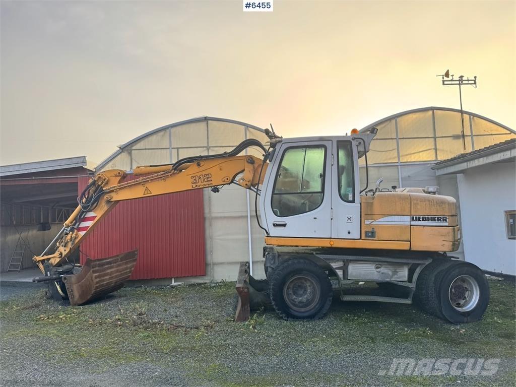 Liebherr 312 Rupsgraafmachines