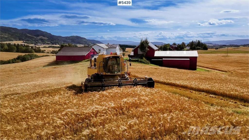 New Holland TX65 Maaidorsmachines