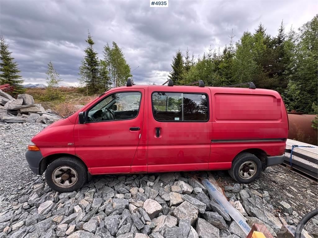 Toyota Hiace 4WD Gesloten bedrijfswagens