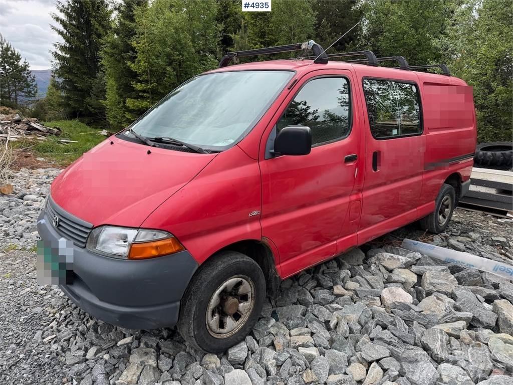 Toyota Hiace 4WD Gesloten bedrijfswagens