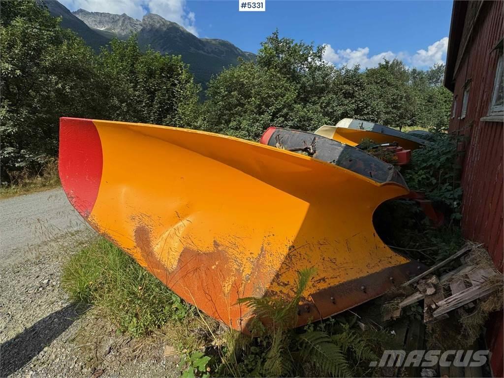 Viking L275E Sneeuwschuivers en -ploegen
