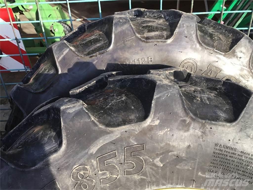  280/85R20 - 340/85R28 Banden, wielen en velgen