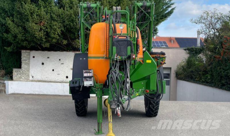 Amazone UG 3000 Getrokken spuitmachines