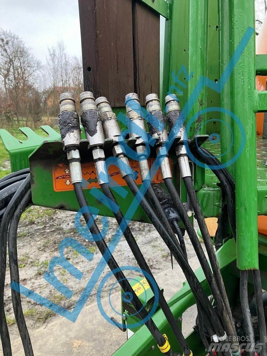 Amazone UX 4200 Getrokken spuitmachines