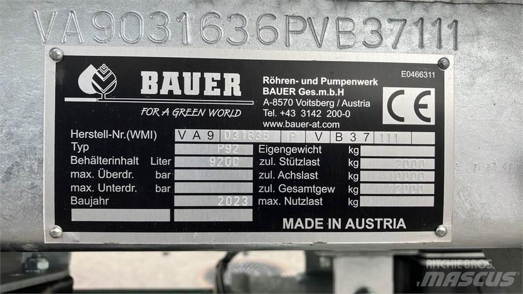 Bauer P 92 Mesttank