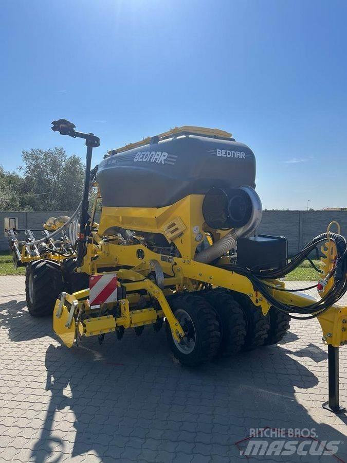 Bednar Omega 3000L Overige grondbewerkingsmachines en accessoires