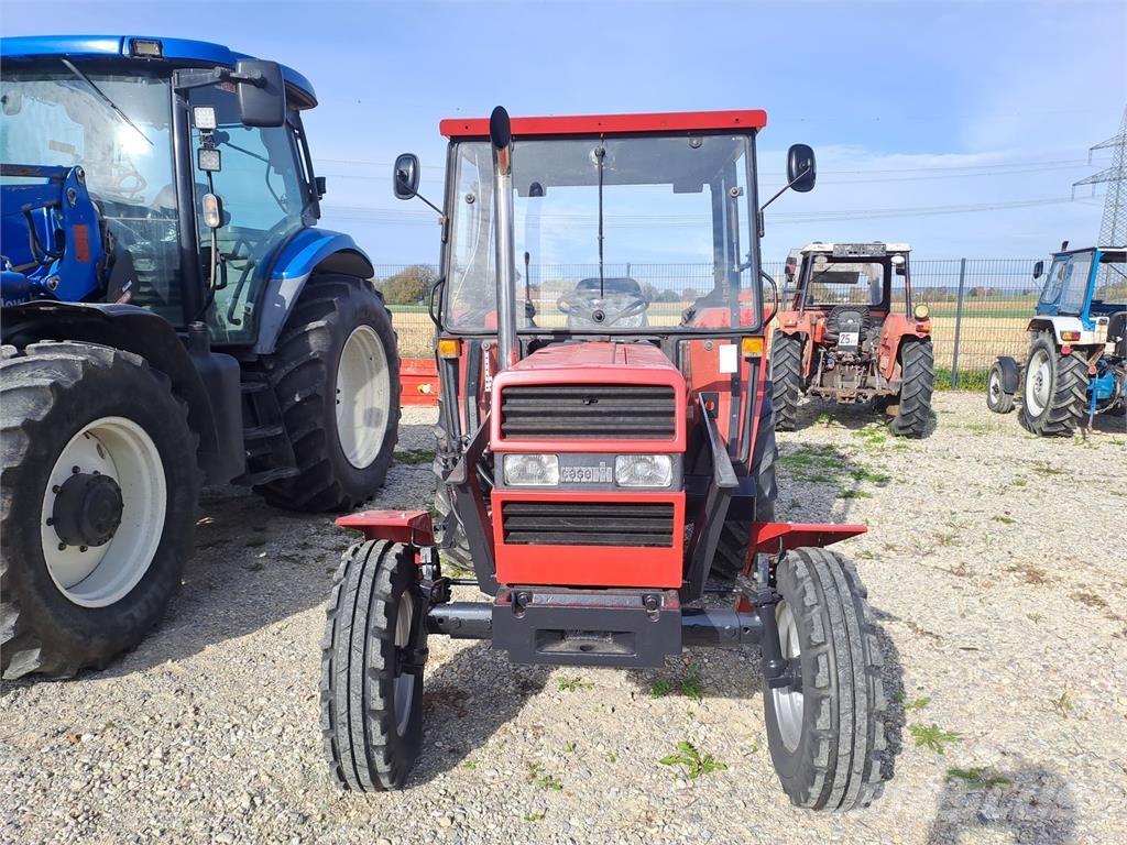 Case IH 533 Tractoren