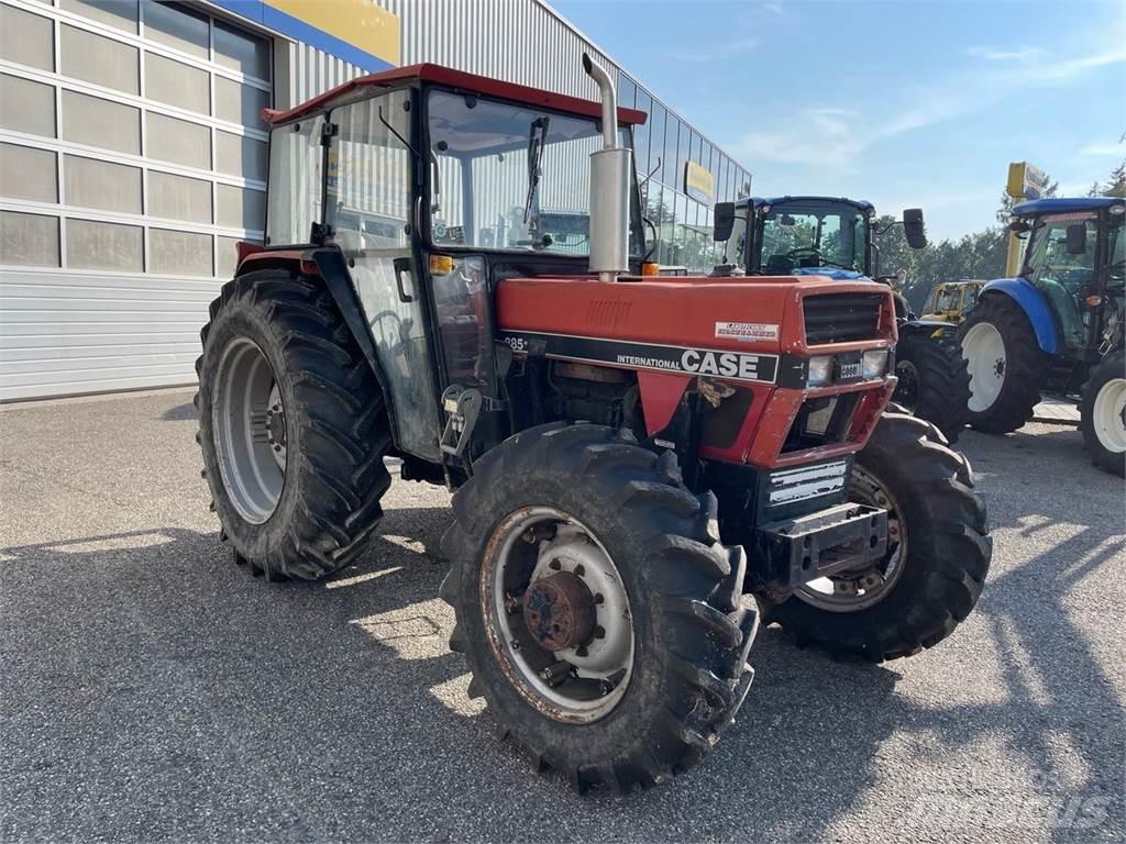Case IH 885 XLA Tractoren