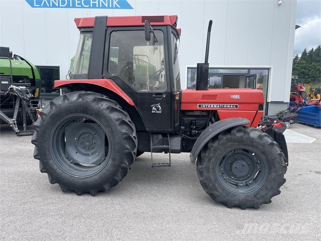 Case IH 885 XLA Tractoren