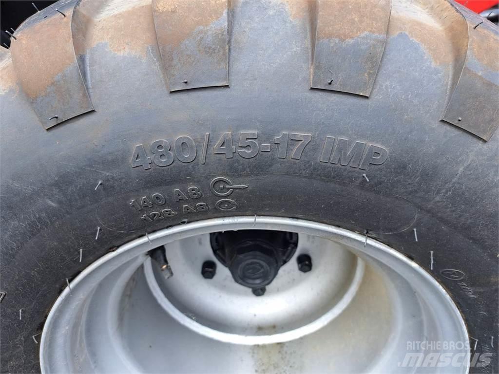 Case IH RB 344 Ronde-balenpersen