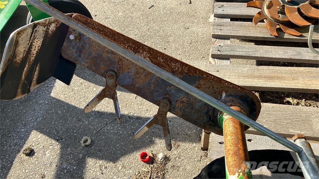  CFS Vinox links Overige wijnbouwmaterieel