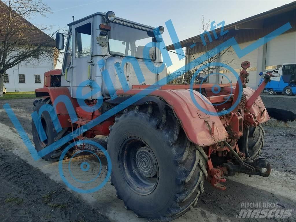Charkow T 150 Tractoren