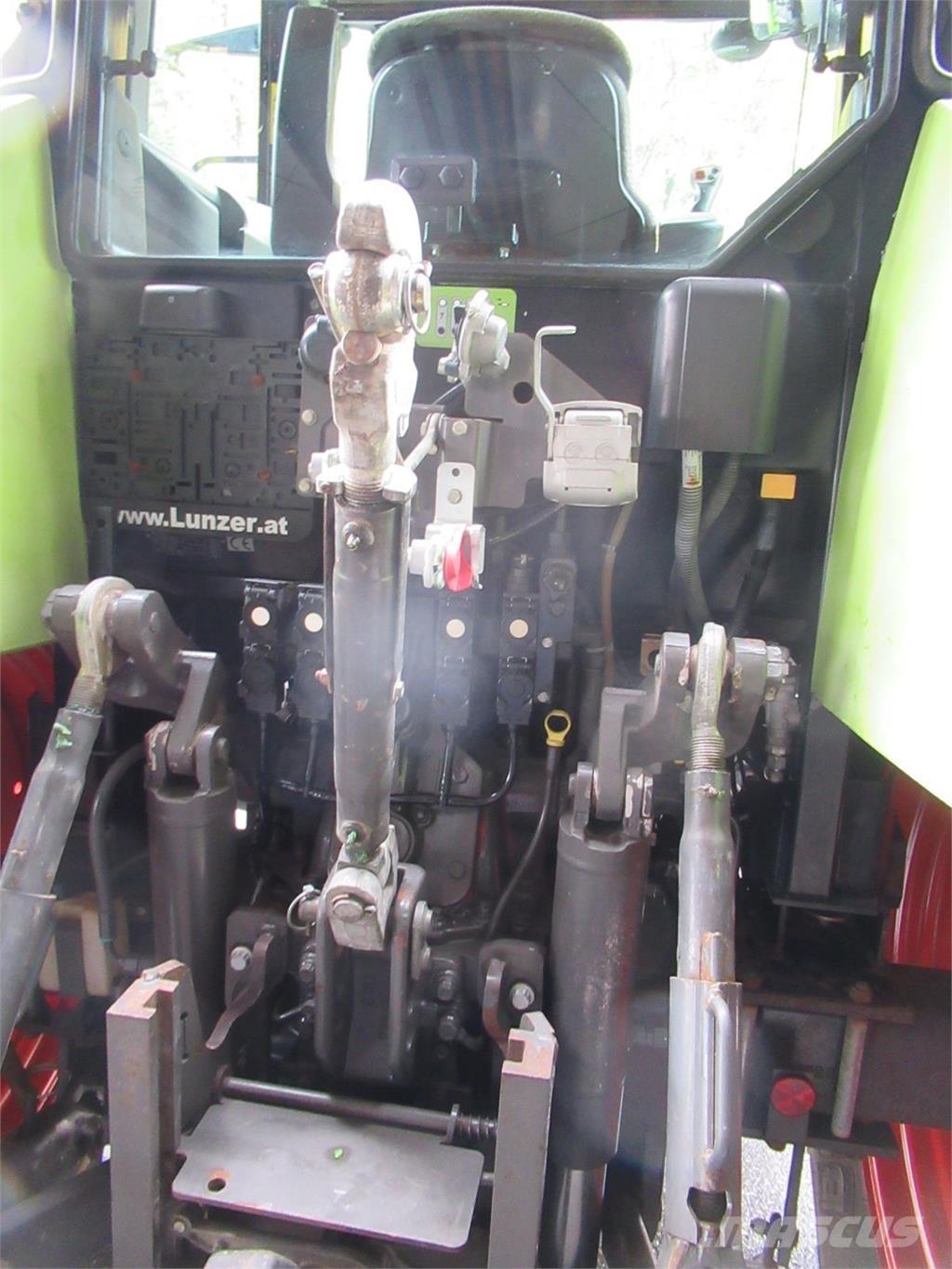 CLAAS Arion 410 Tractoren