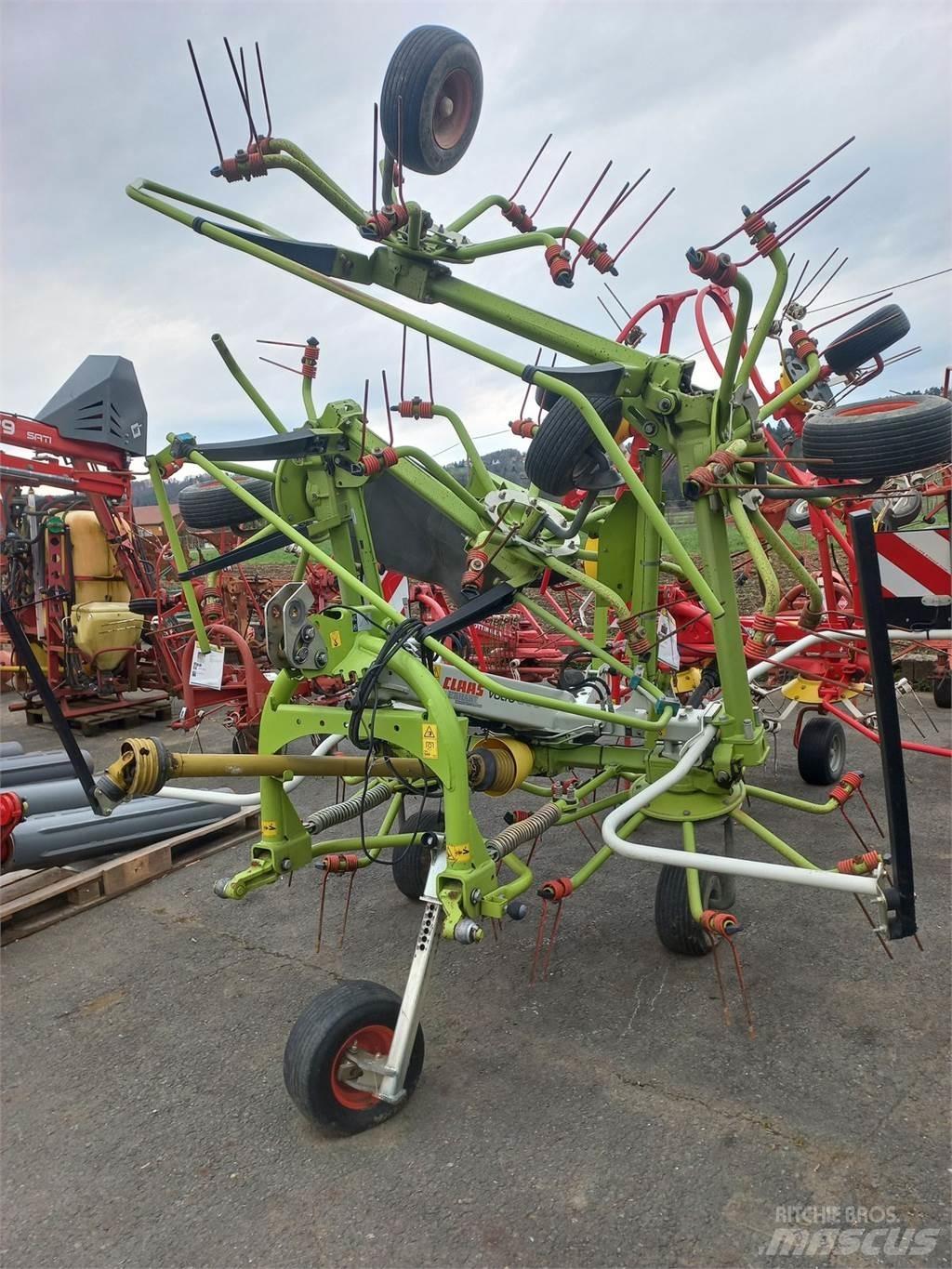 CLAAS Volto 800 Schudders