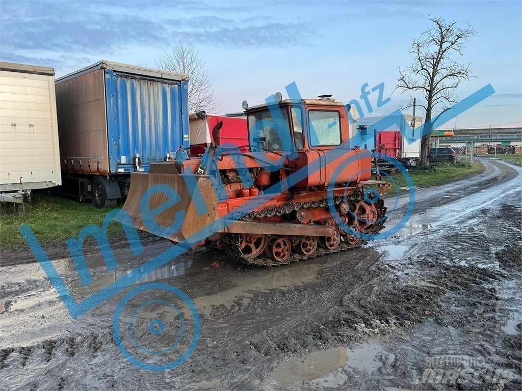  DT 75 Raupe Tractoren