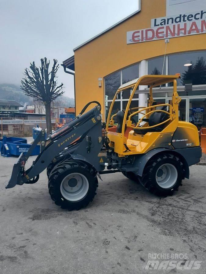 Eurotrac W12 F Voorladers en gravers
