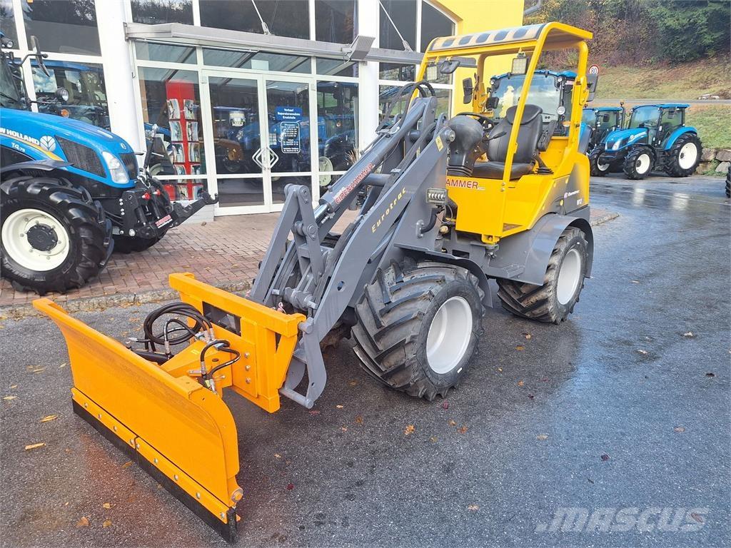 Eurotrac W12 F Voorladers en gravers