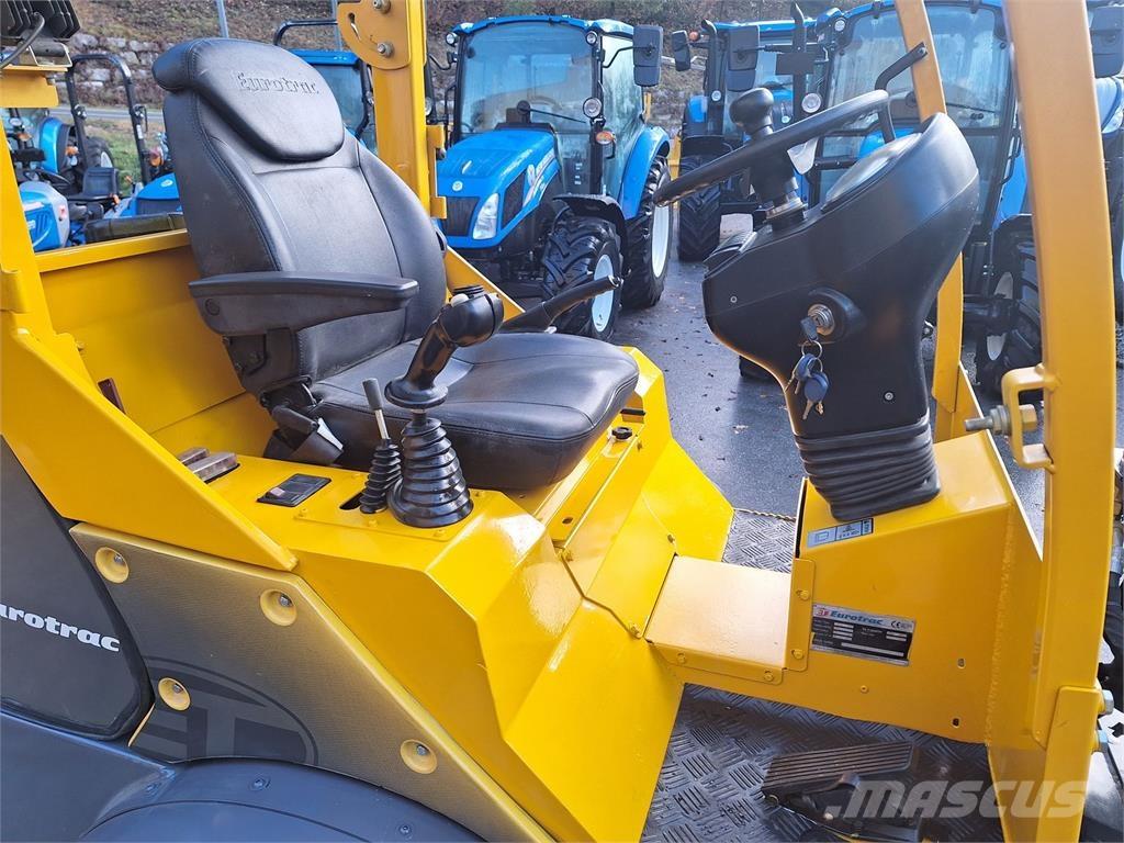Eurotrac W12 F Voorladers en gravers