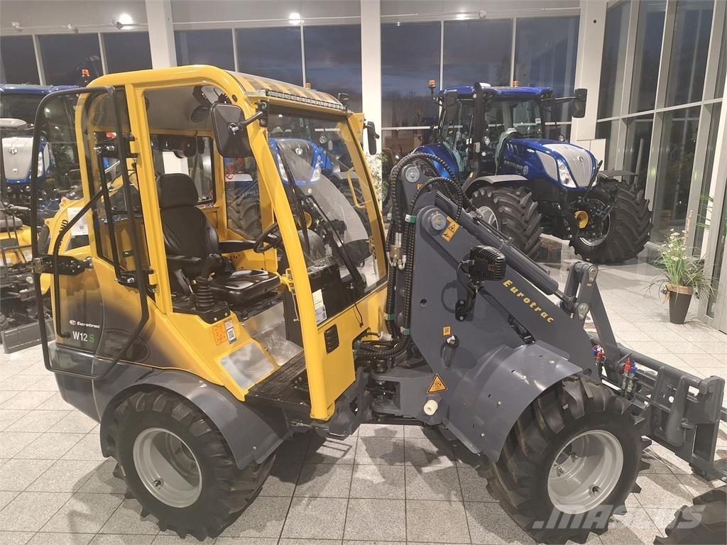 Eurotrac W12S Voorladers en gravers