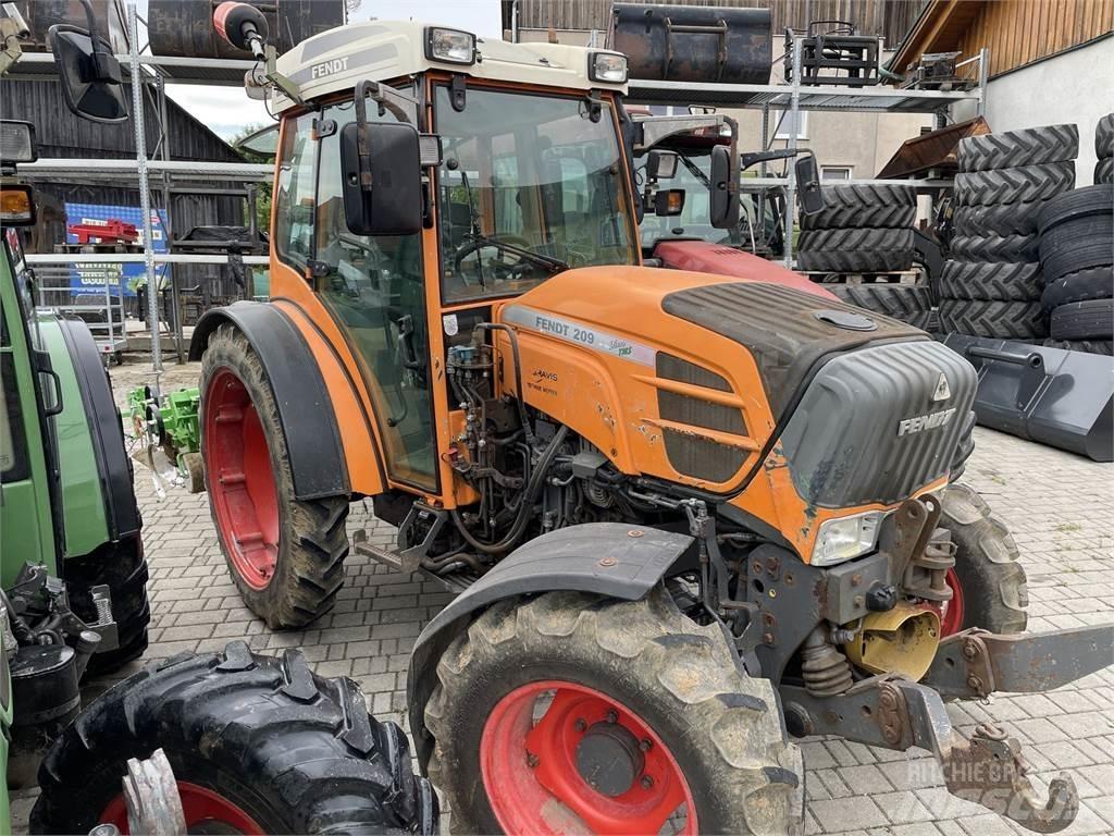 Fendt 209 Vario P Tractoren
