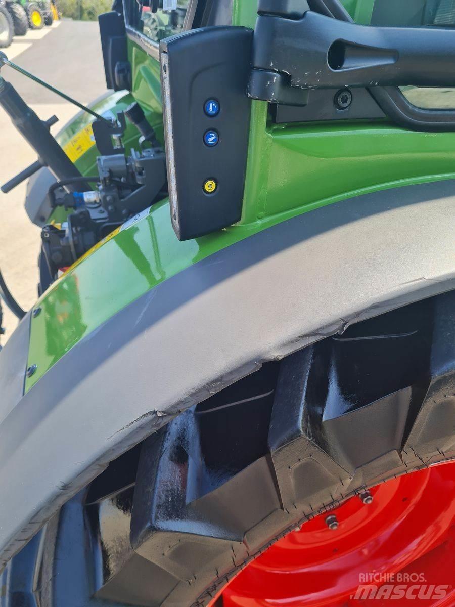 Fendt 211 Vario F Tractoren