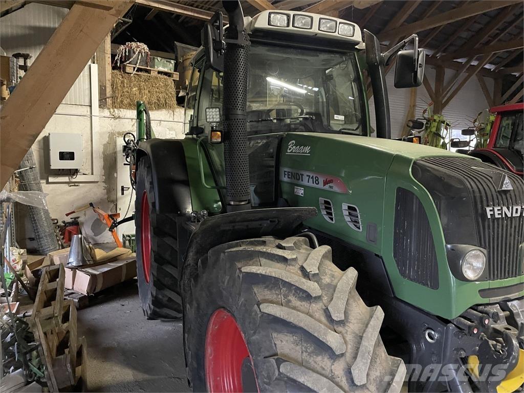 Fendt 718 Vario Tractoren