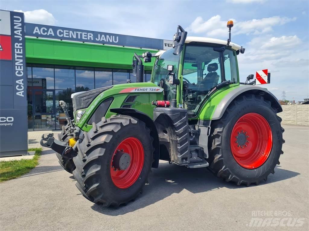 Fendt 724 Vario Tractoren