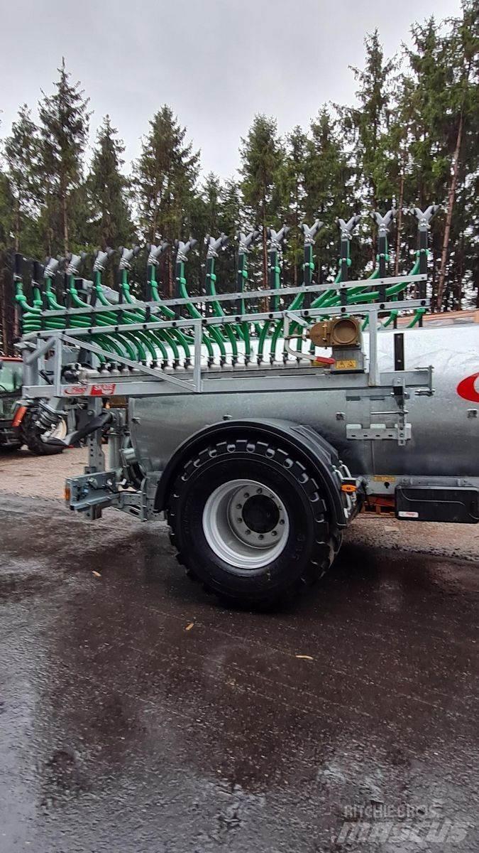 Fliegl VFM 6200 Mesttank
