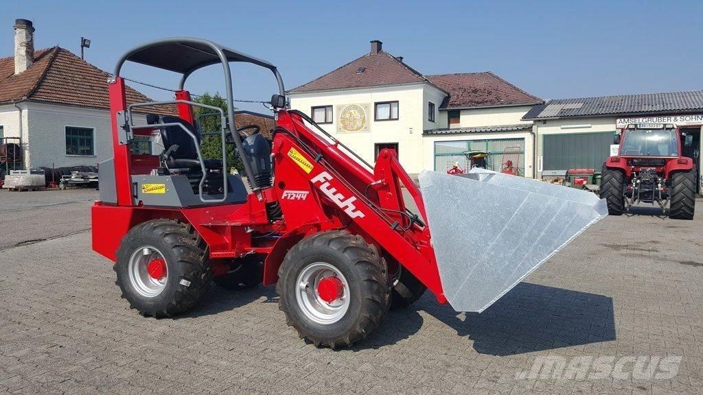 Fuchs F 1244 Voorladers en gravers