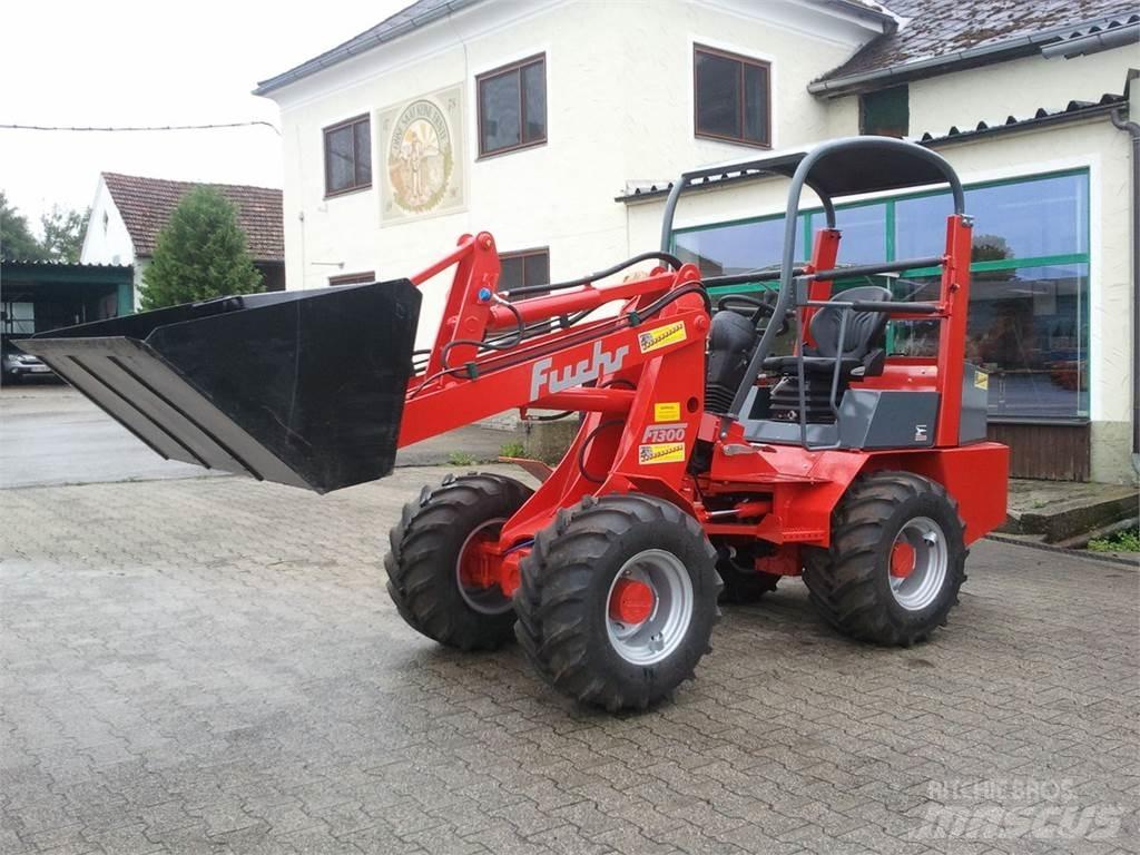 Fuchs F 1300 Voorladers en gravers
