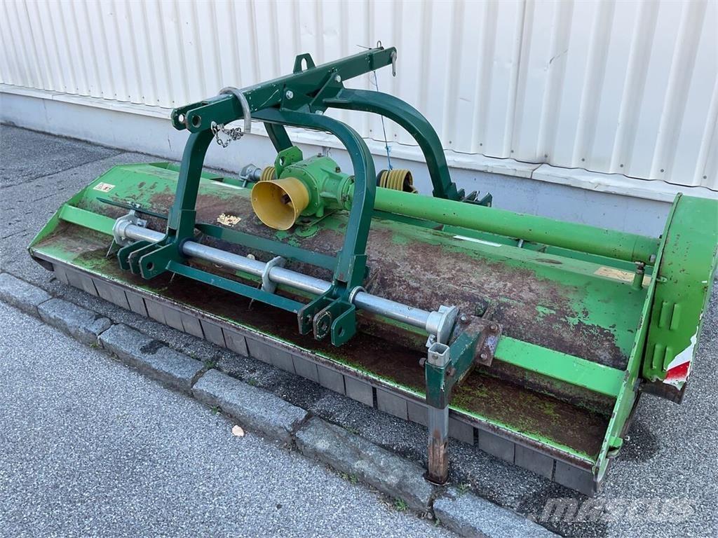  GU 275 Klepelmaaiers