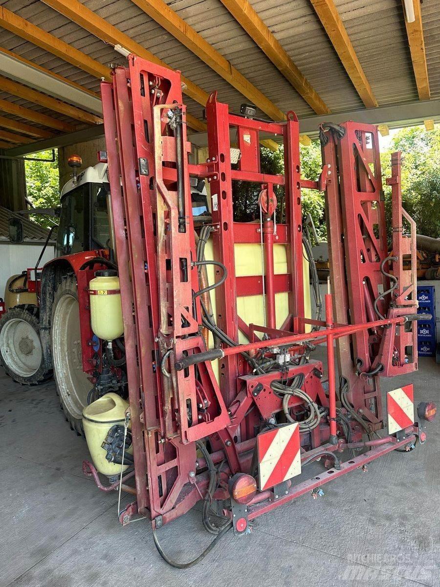 Hardi Master 1200 Getrokken spuitmachines