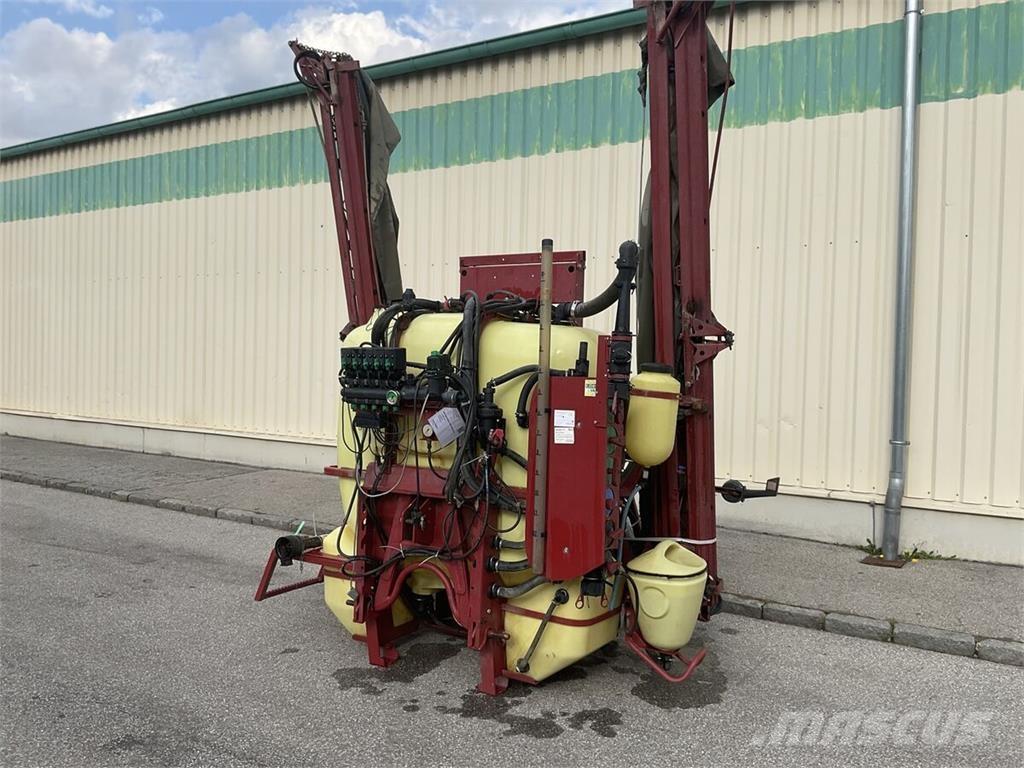 Hardi Master 1200 Getrokken spuitmachines