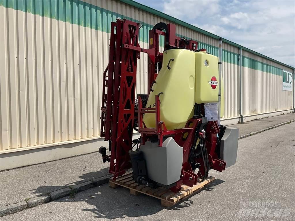 Hardi Mega 1200 Getrokken spuitmachines