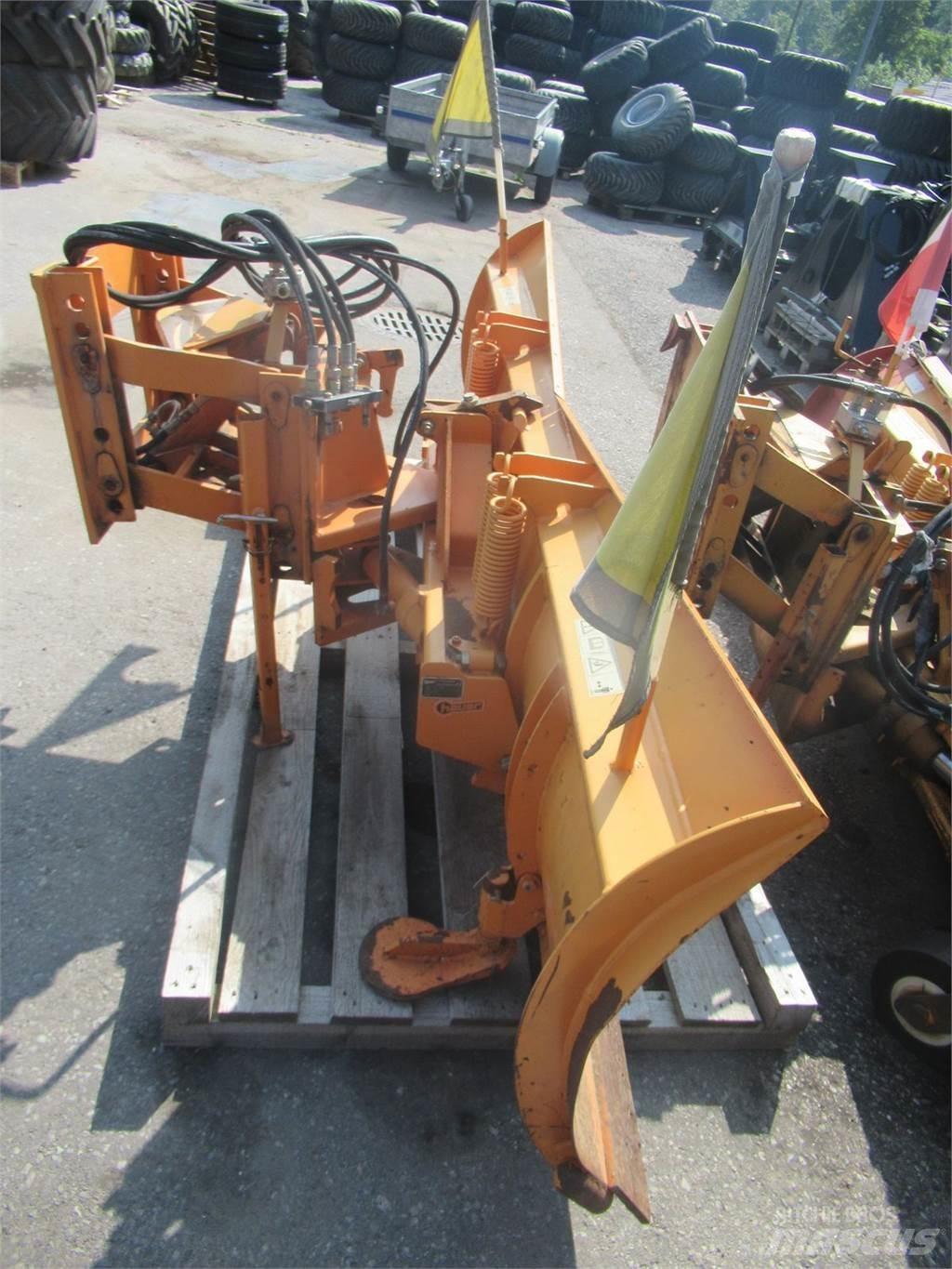 Hauer SK 2800 Sneeuwschuivers en -ploegen