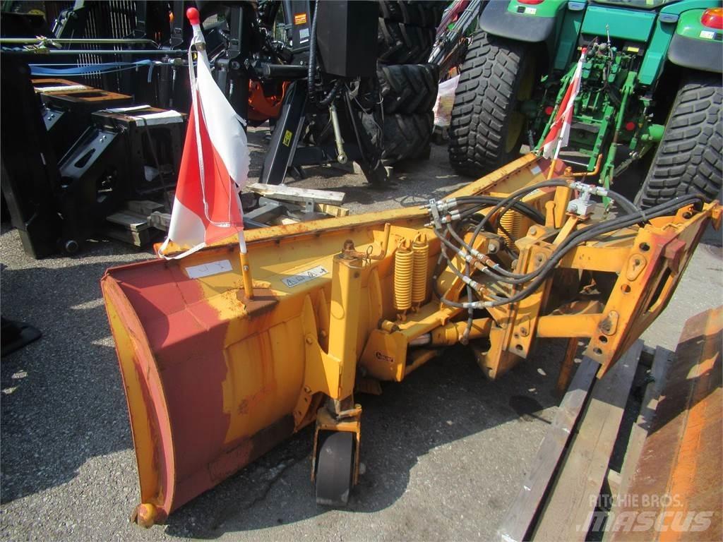 Hauer SK 2800 Sneeuwschuivers en -ploegen