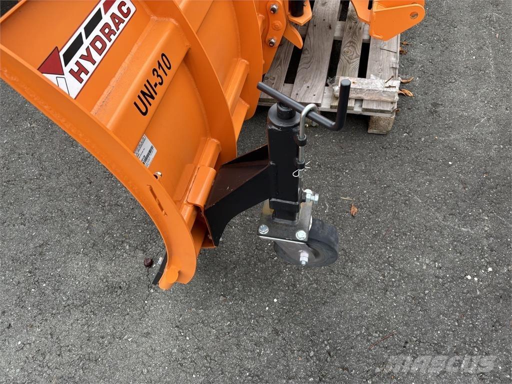 Hydrac Uni 310 Sneeuwschuivers en -ploegen