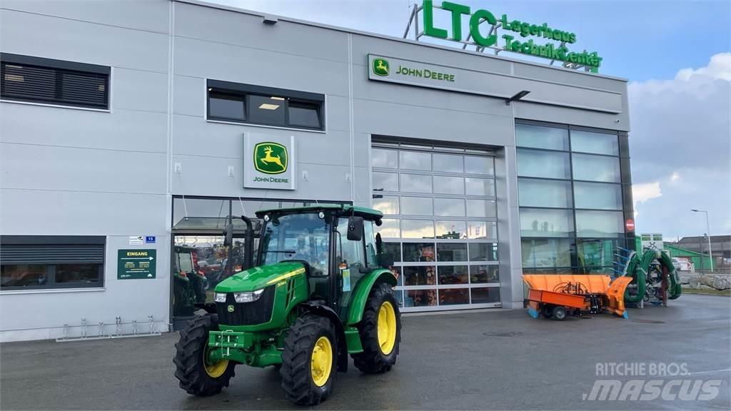 John Deere 5058E Tractoren