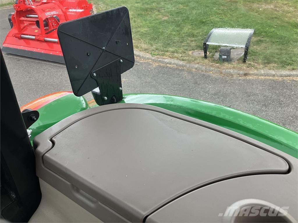 John Deere 5067E Tractoren